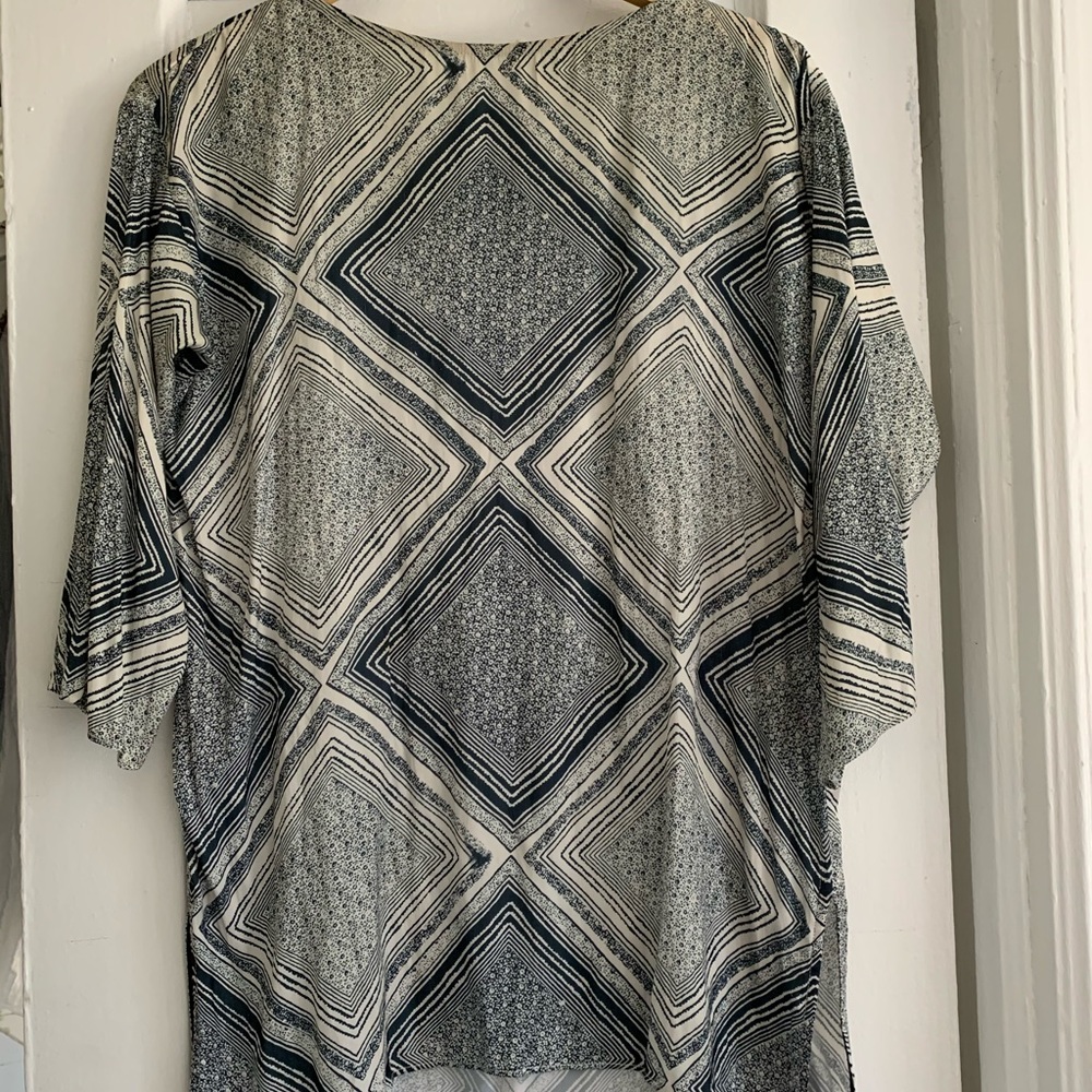 Classy tunic/blouse!